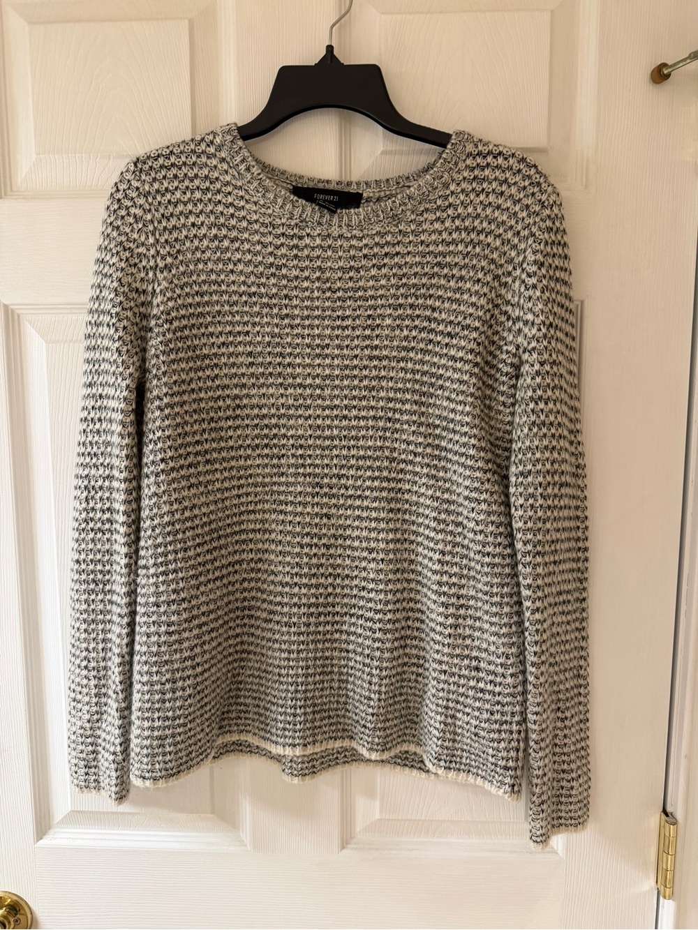 Forever 21 Cream and Black Marled Crewneck Sweater M